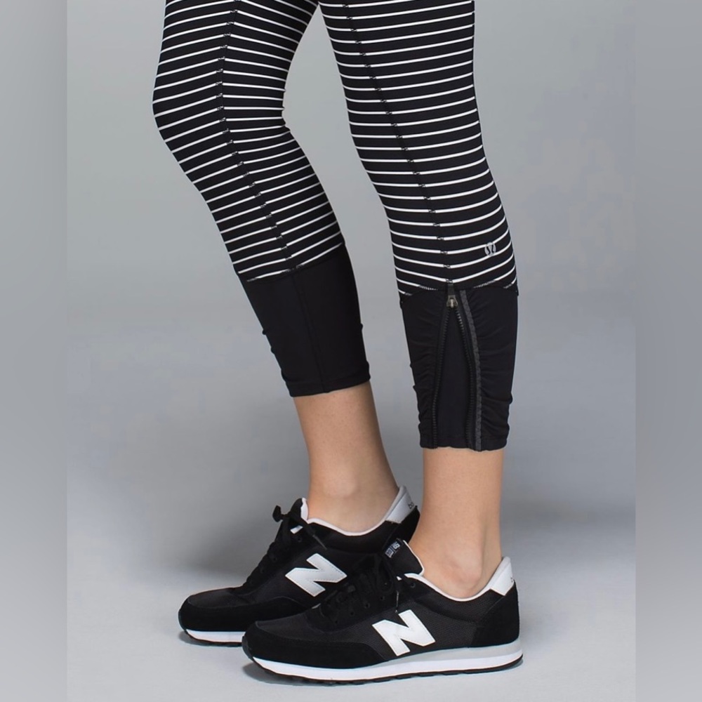 Lululemon Runday Crop Parallel Stripe Size 4 - Picture 7 of 15